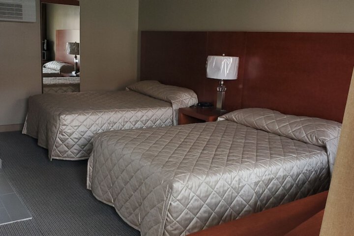 Falcon Motel Brossard