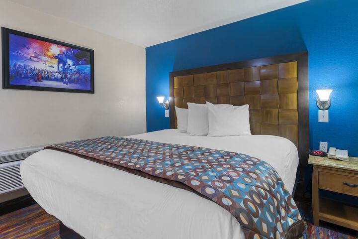 Room 103 of 131