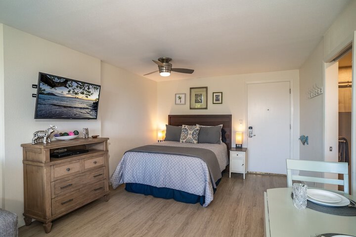 Room 205 of 333