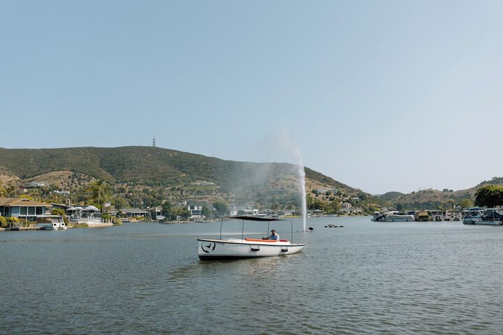 Lakehouse Resort