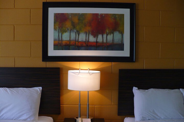 Westgate Inn