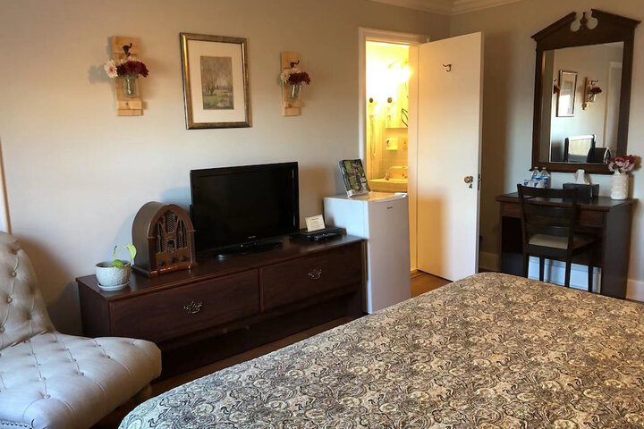 Room 103 of 135