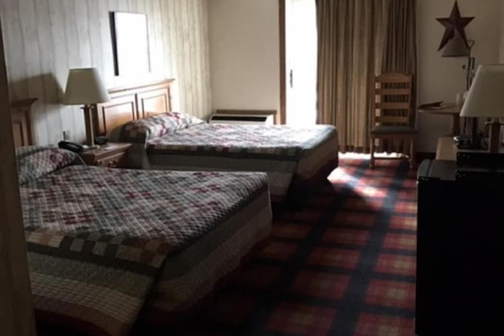 Room 36 of 59