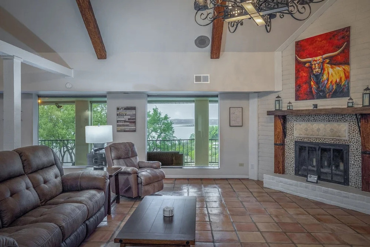 Serenity Point at Canyon Lake 4 Bedroom Home
