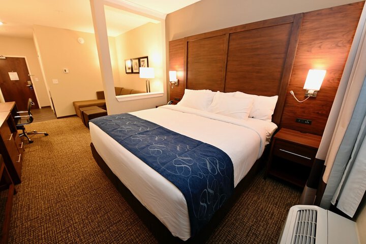 Comfort Suites Newnan