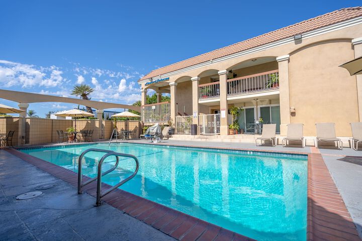 Pool 6 of 37