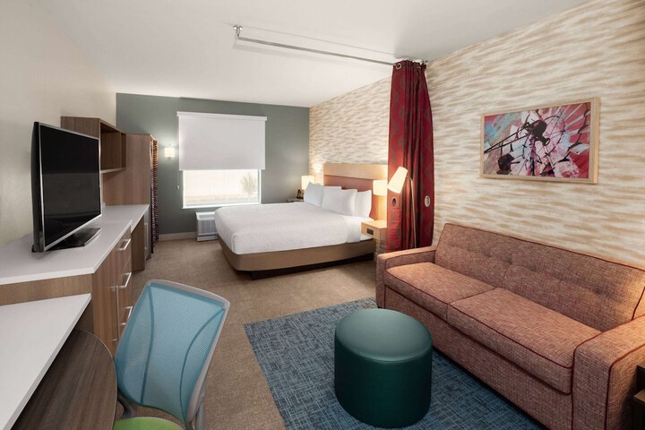 Room 16 of 37