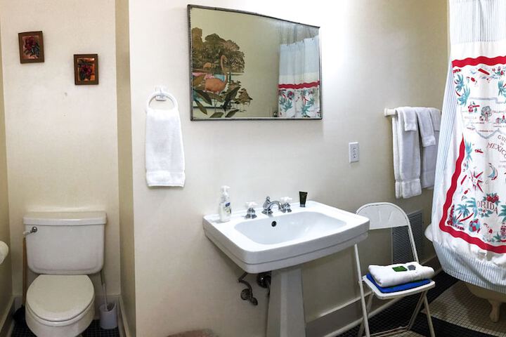 Room 111 of 169