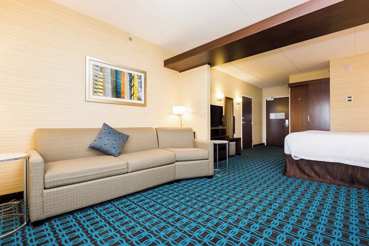 Room 32 of 55