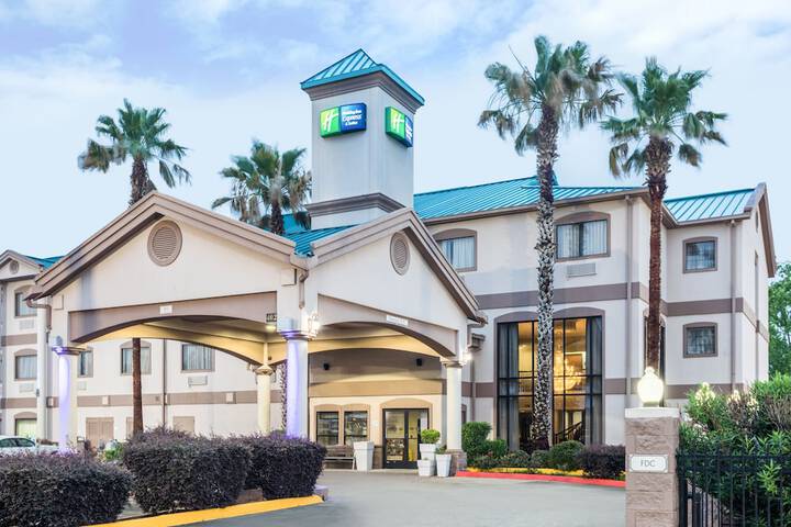 Hotel 3 of 39