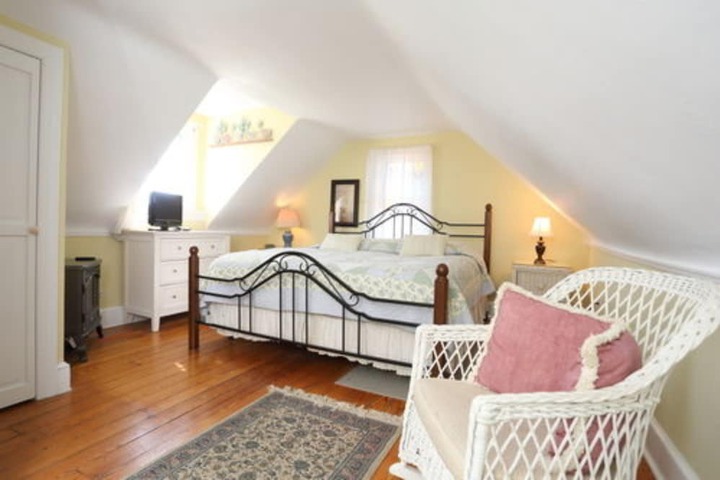 Room 20 of 48