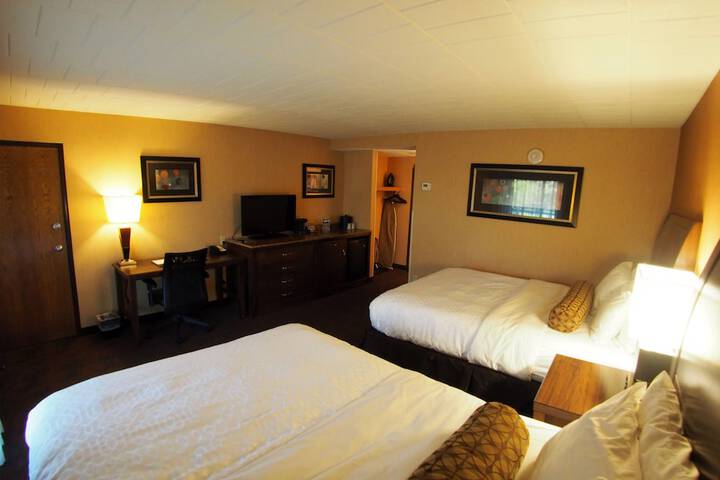 Evergreen Resort