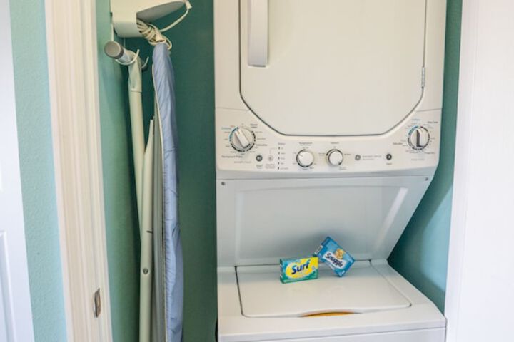Laundry 62 of 76