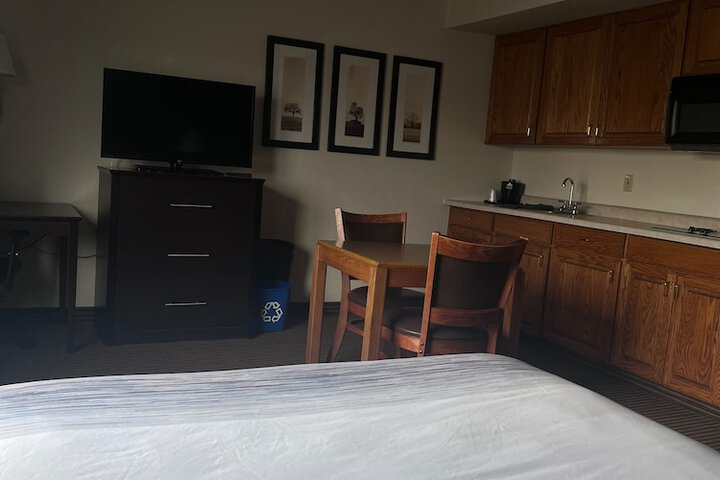 AmericInn by Wyndham Menominee