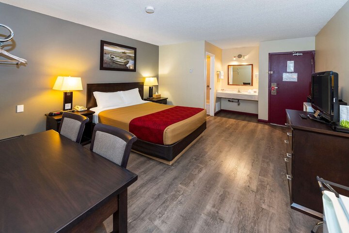 Room 12 of 20