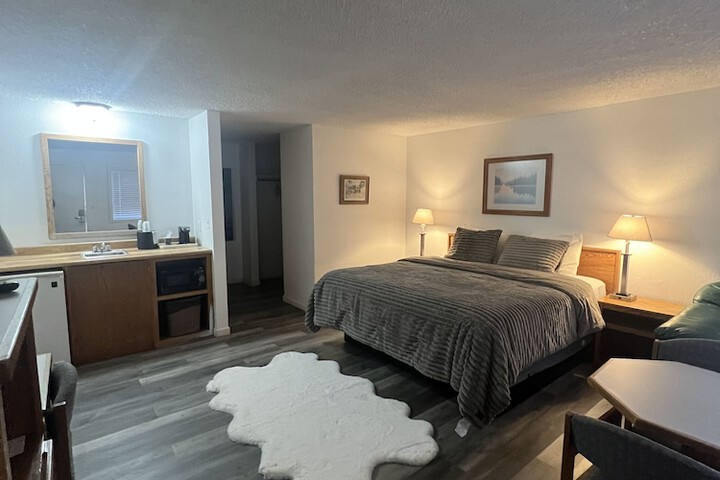 Room 29 of 65