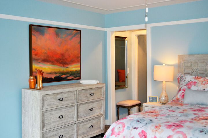 Room 9 of 42