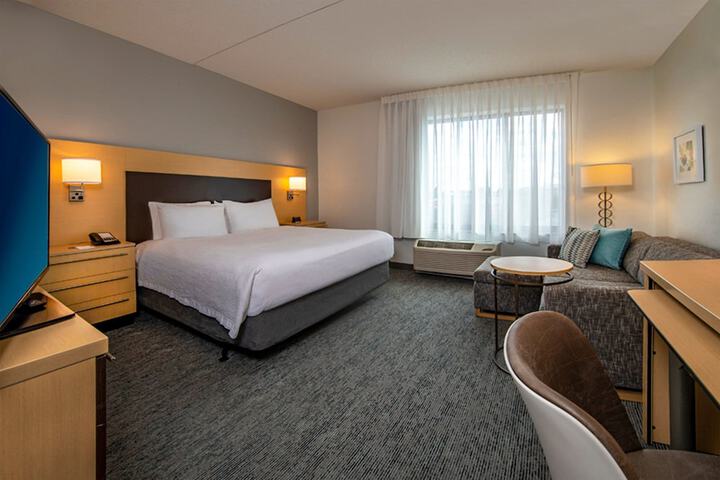 Room 41 of 66