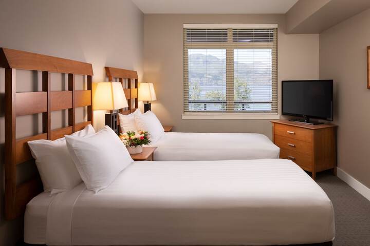 Room 36 of 59