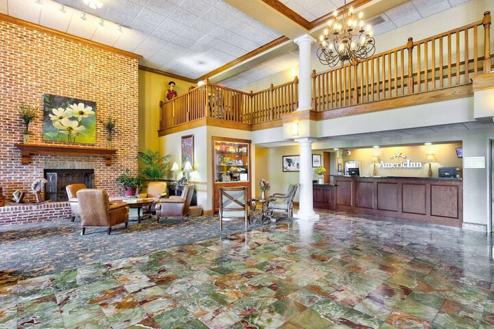 Hotel Interior 8 of 24