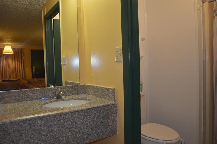 Room 18 of 22