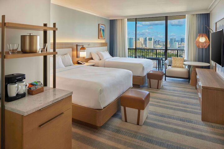 Hilton Hawaiian Village Waikiki Beach Resort