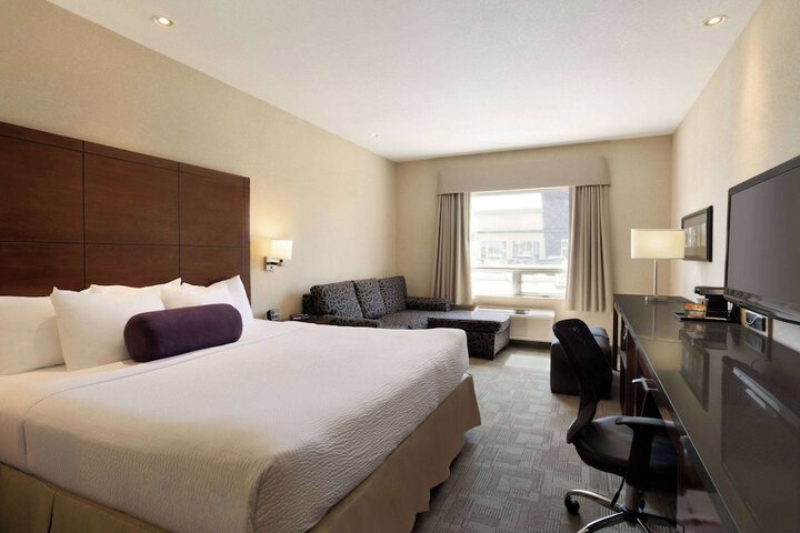 Room 15 of 31