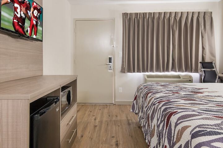 Room 21 of 31