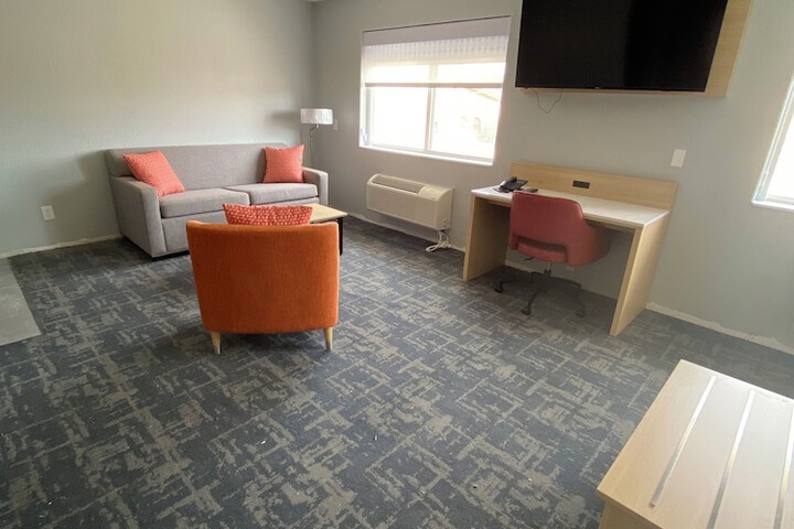 Room 10 of 35