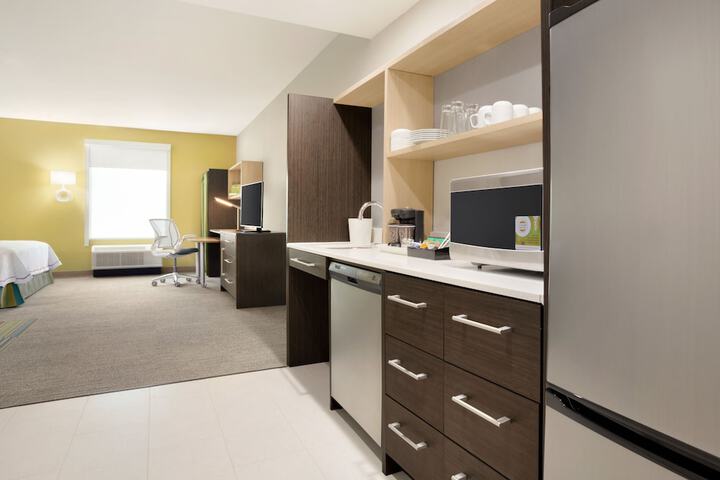 Room 28 of 37