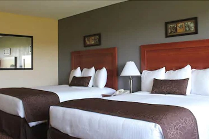 Room 10 of 20