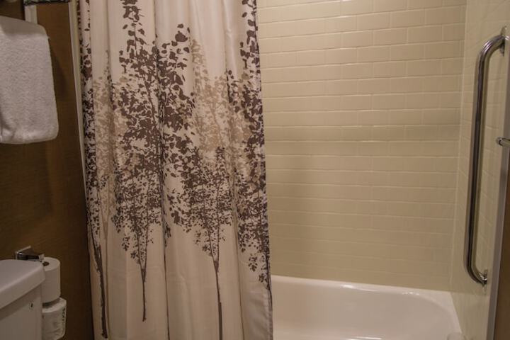 Room 14 of 49