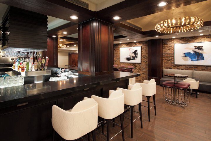 Lounge 89 of 110