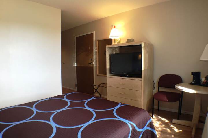 Room 20 of 44