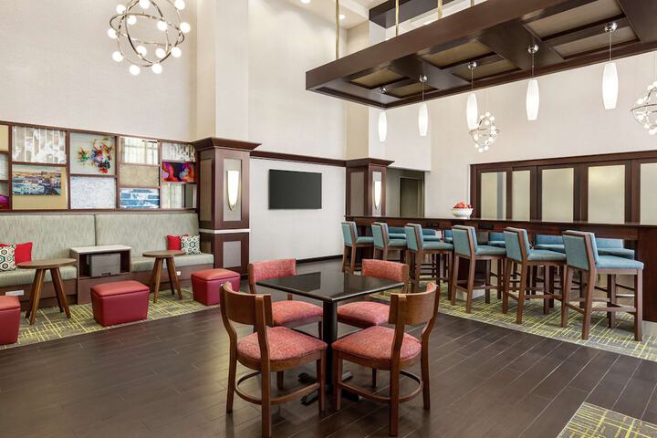 Hampton Inn & Suites York South