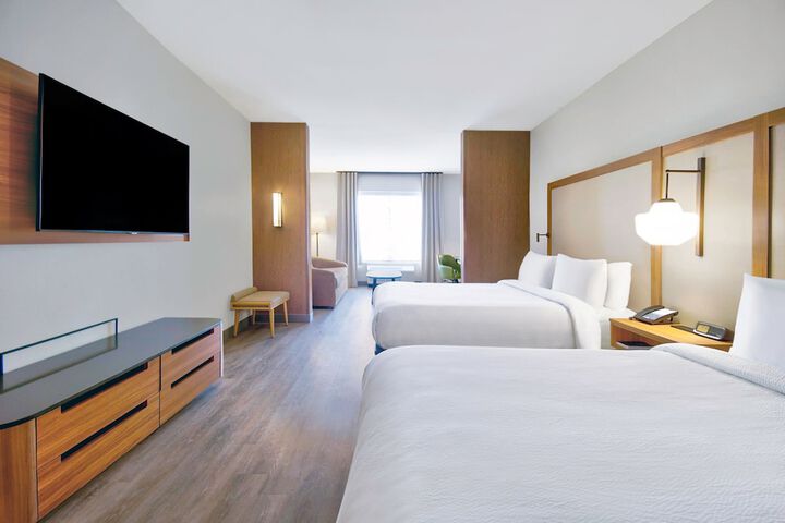 Room 13 of 30