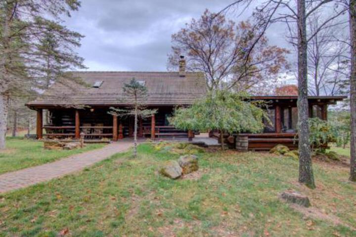 The Lodge at Red Pine Ridge