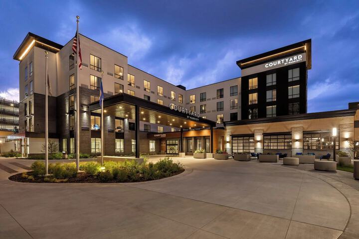 Hotel 2 of 38