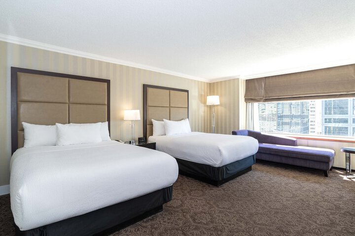 Sandman Signature Edmonton Downtown Hotel
