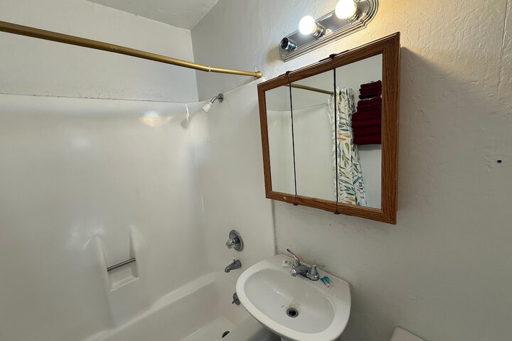 Columbia Inn Motel CA 49