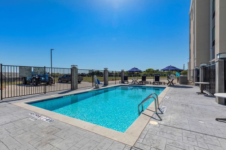 Pool 3 of 38