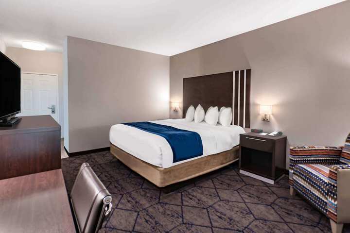 Room 25 of 54