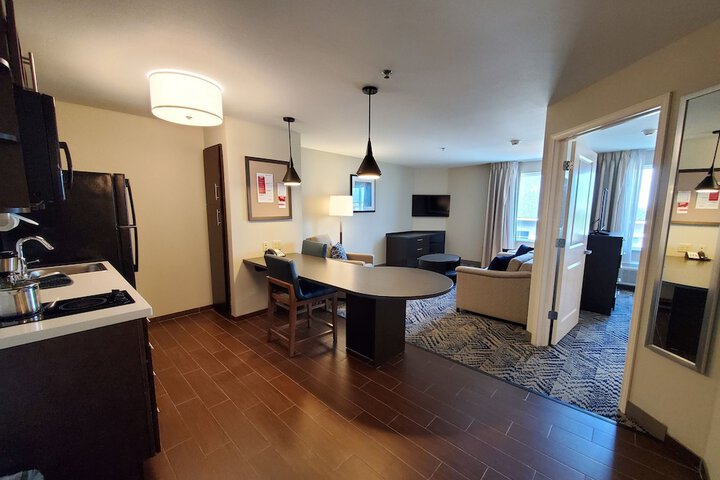 Candlewood Suites Lake Charles South by IHG