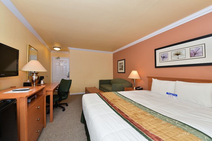 Room 26 of 31