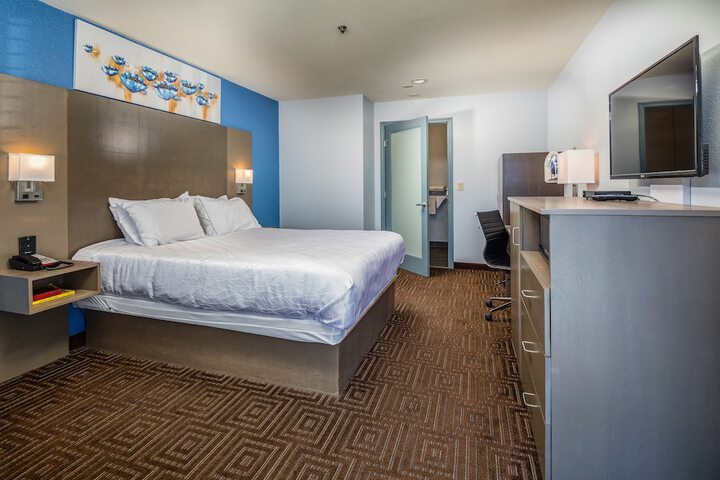 Room 22 of 35