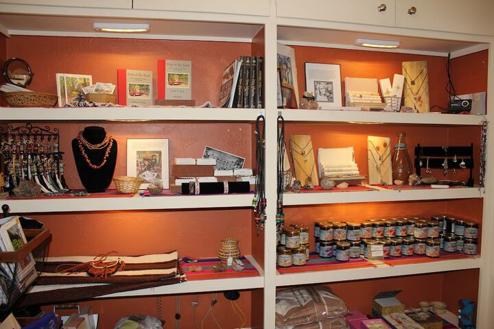 Gift Shop 86 of 100