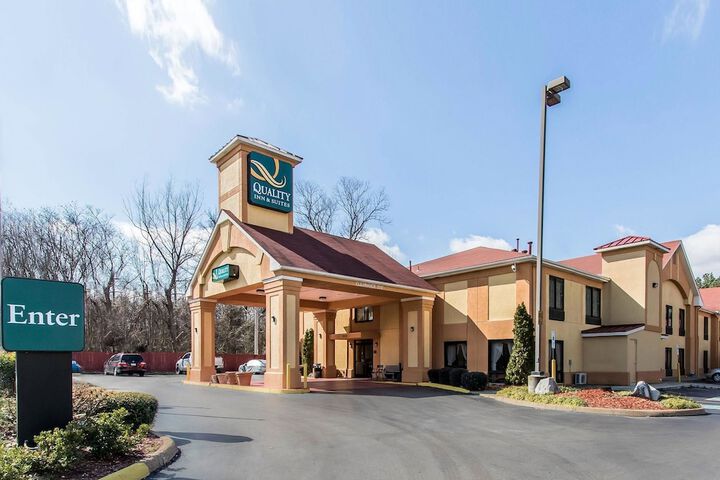 Quality Inn & Suites Memphis East