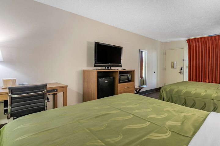 Room 28 of 54