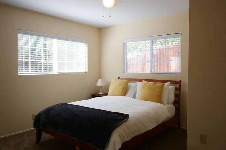 Modern Exquisite 2-bedroom Home in Lafayette