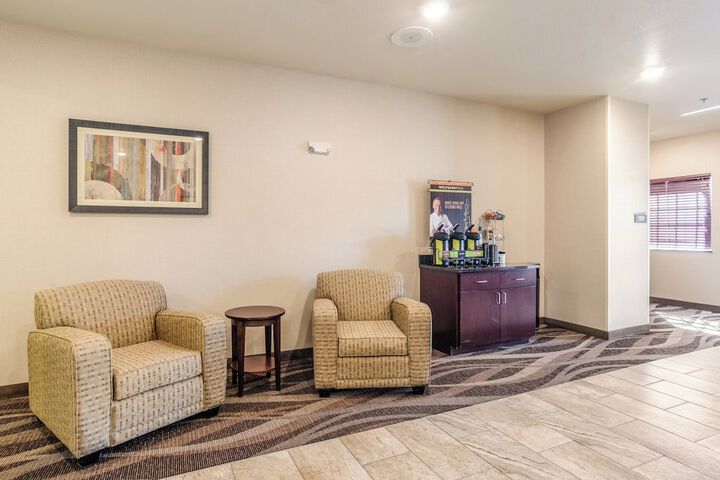 Cobblestone Hotel & Suites - Gering / Scottsbluff